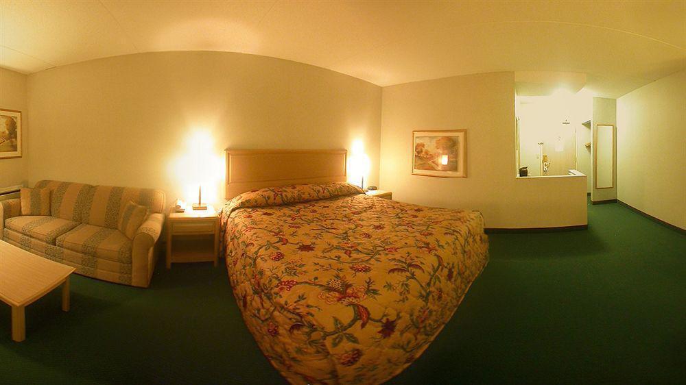 Super 8 By Wyndham Augusta Motel Exterior foto